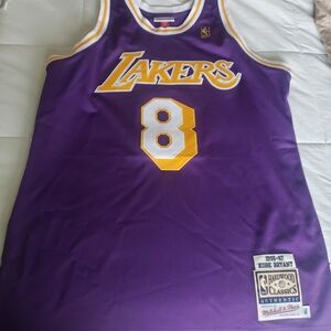 Authentic Lakers Kobe Bryant jersey